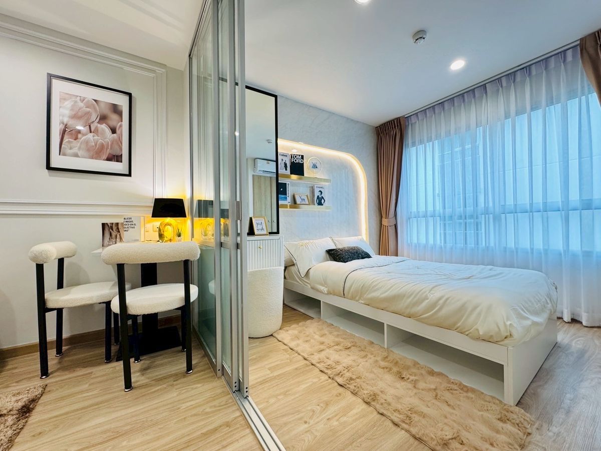 For SaleCondoOnnut, Udomsuk : FOR SALE: Lumpini Condo Onnut 46  A newly renovated, beautiful, and ready-to-move-in condo unit is available for sale. Located near MRT Srinuch, this unit features 1 bedroom, 1 bathroom, a living room, a kitchen, and a laundry area.