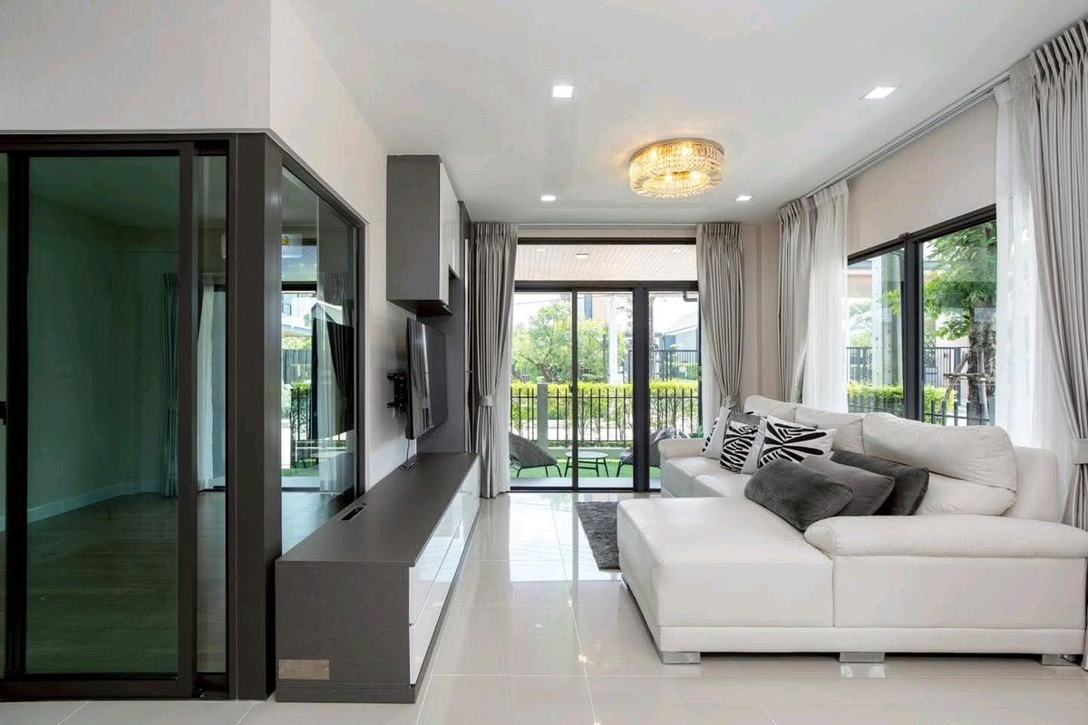 ให้เช่าบ้านมีนบุรี-ร่มเกล้า : 🚩ให้เช่า VENUE พระราม 9 ✨
✨ Luxury Home for Rent
🏡 บ้านเดี่ยวหลังมุม ทำเลพรีเมียมที่สุดในโครงการ
เพียงไม่ก้าวเดียวถึง คลับเฮ้าส์ สระว่ายน้ำ และสวนส่วนกลาง