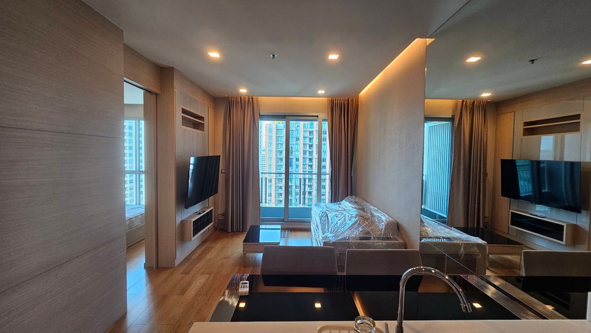 For RentCondoRama9, Petchburi, RCA : (For Rent) The Address Asoke, near MRT, Phetchaburi and Airport Link Makkasan
