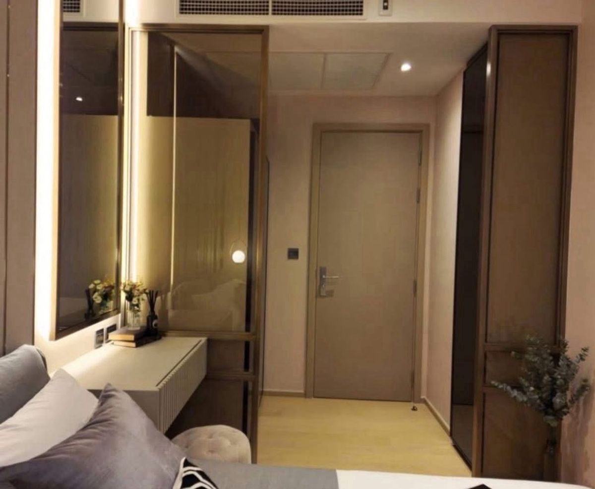 คอนโดพระราม 9 เพชรบุรีตัดใหม่ RCA : ✅𝐀𝐬𝐡𝐭𝐨𝐧 𝐀𝐬𝐨𝐤𝐞 𝐑𝐚𝐦𝐚 𝟗 ห้องมุมขนาด 66 Sq.m 2 bed 2 bed  ตกแต่งสวย พร้อมอยู่ พิเศษเพียง 25.8 MB | Rent 75,000| 