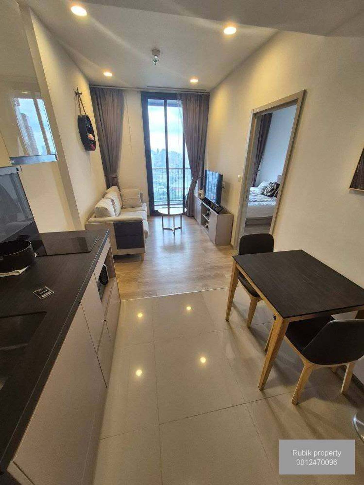 ให้เช่าคอนโดสุขุมวิท อโศก ทองหล่อ : ให้เช่าคอนโด Oka Haus Sukhumvit 36 (RB1192)