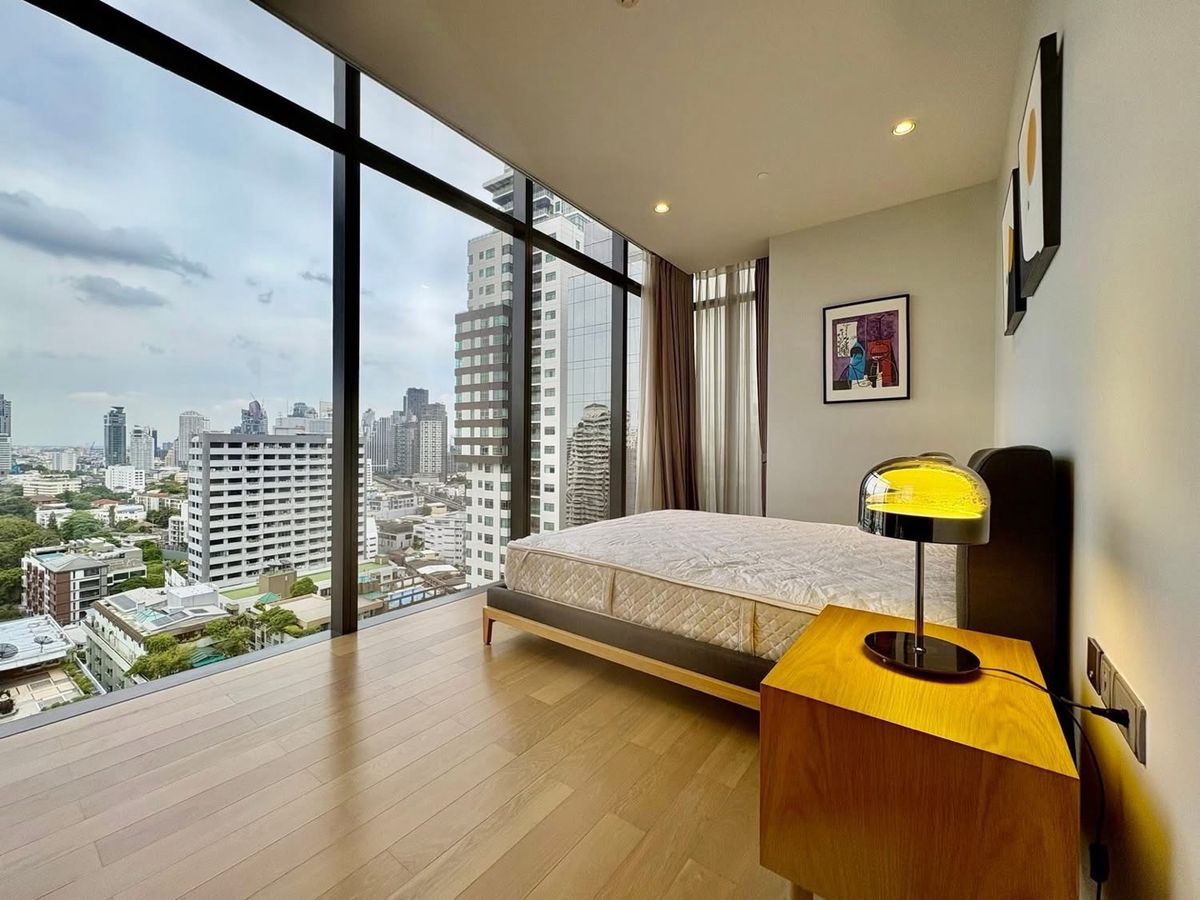 คอนโดสุขุมวิท อโศก ทองหล่อ : 𝐇𝐎𝐓 𝐃𝐄𝐀𝐋 🔥Vittorio สุขุมวิท 39 ขนาด 136.71 Sq.m 2 bed 3 bath เพียง 55 MB | Rent 180,000 | สอบถามเพิ่มเติม 086-795-9997 