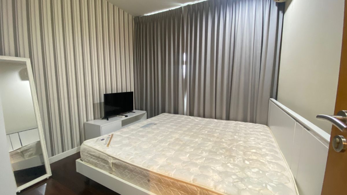 ให้เช่าคอนโดพระราม 9 เพชรบุรีตัดใหม่ RCA : 1 ห้องนอน 1 ห้องน้ำ 44 ตรม คอนโดที่ Circle Condominium ให้เช่า 19,000 บาทต่อเดือน ถนนเพชรบุรี ซอย 36 สถานีรถไฟฟ้านานา