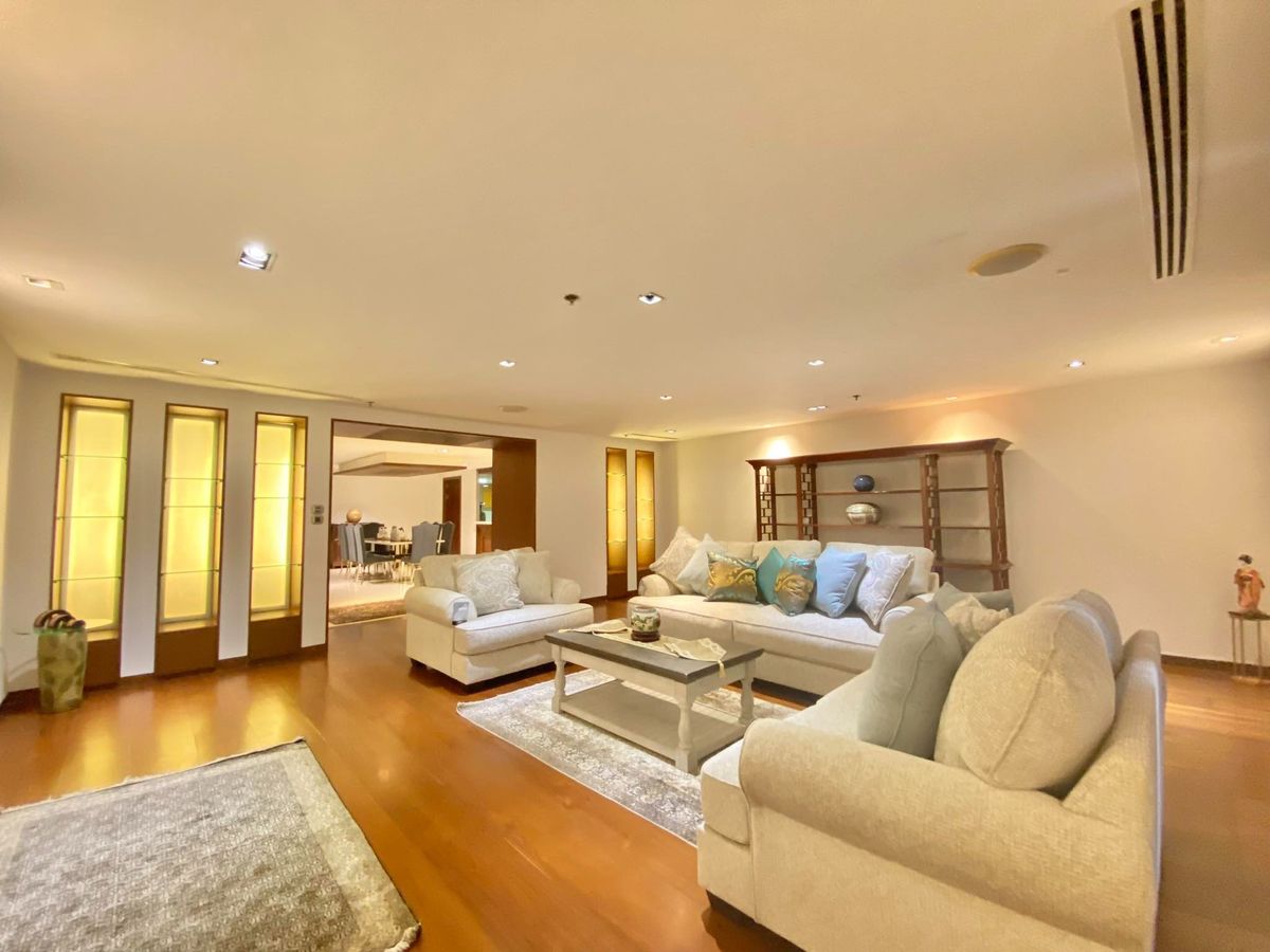 ให้เช่าคอนโดนานา : (for sale/rent) Kallista Mansion (สุขุมวิท 11) 🚆 ใกล้รถไฟฟ้า BTS นานา