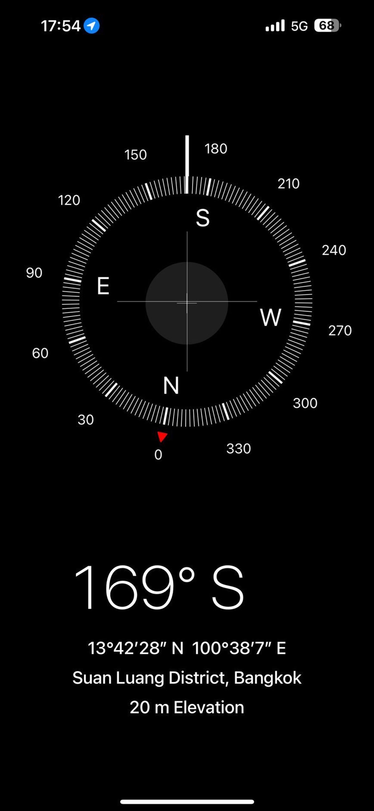 For SaleCondoOnnut, Udomsuk : FOR SALE: Lumpini Condo Onnut 46  A newly renovated, beautiful, and ready-to-move-in condo unit is available for sale. Located near MRT Srinuch, this unit features 1 bedroom, 1 bathroom, a living room, a kitchen, and a laundry area.