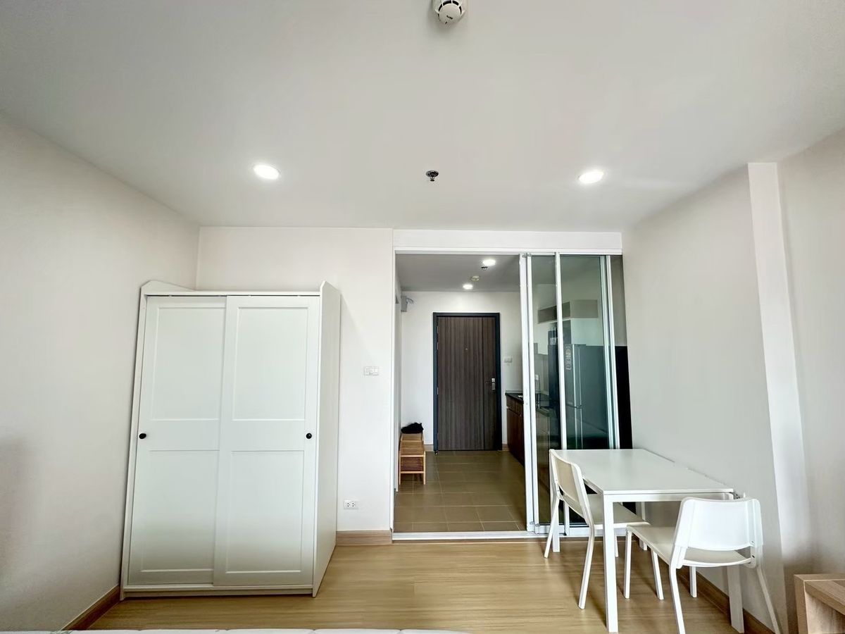 For RentCondoRamkhamhaeng, Hua Mak : A high class room, 1 studio rental, Supalai Werenda Ram, Supalai Veranda Ramkamhaeng