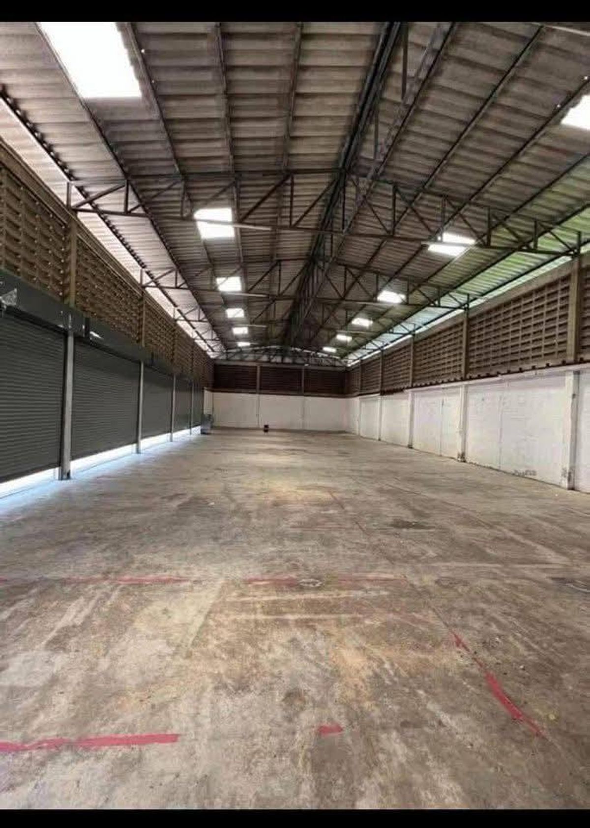 For RentWarehouseBangna, Bearing, Lasalle : Warehouse for rent, Sukhumvit Road, size 960 sq m., Soi Lasalle, Bangna, Bangkok (TW8-04025)