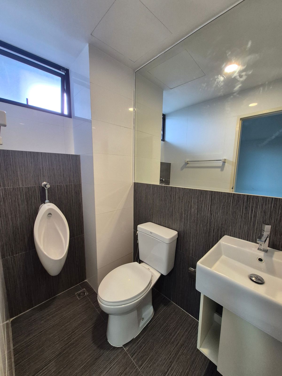 โฮมออฟฟิศเกษตร นวมินทร์ ลาดปลาเค้า : ขาย-เช่า Home Office⭐เกษตร - นวมินทร์⭐พื้นที่มากกว่า 400 ตร.ม⭐ห้องมุม⭐ใหญ่สุดในโครงการ