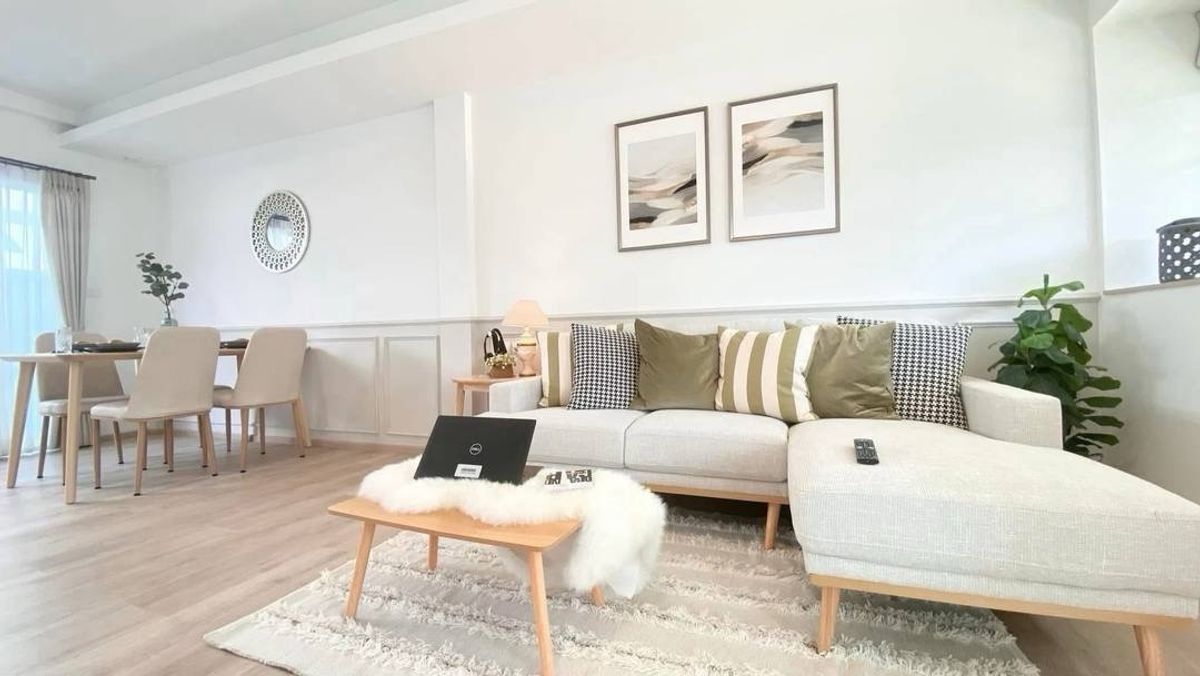 ให้เช่าทาวน์โฮมบางนา แบริ่ง ลาซาล : Indy bangna 2 /3 bedrooms 3 bathrooms/55,000