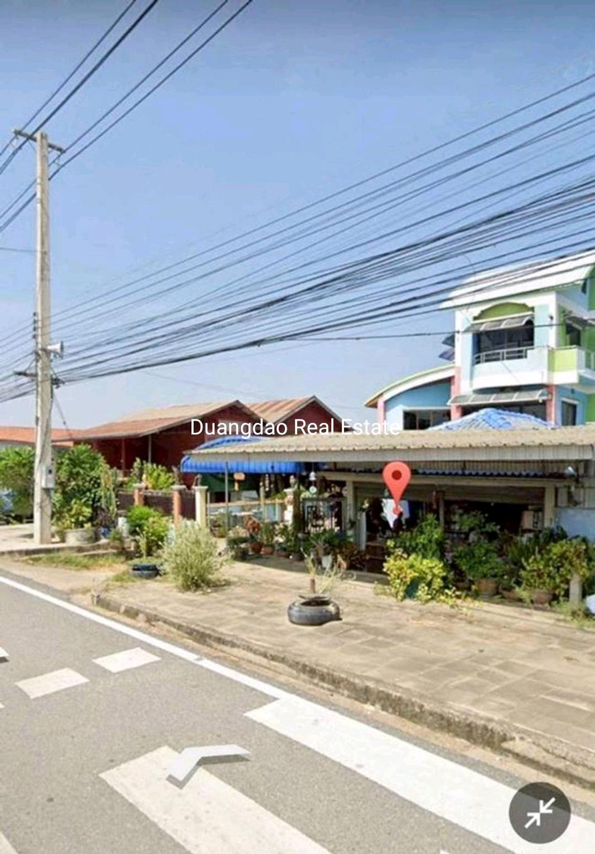 For SaleHouseSukhothai : Detached house and Si Samrong shop, Khlong Tan, next to the Royal Road, 4 lanes at Khlong Pong Temple