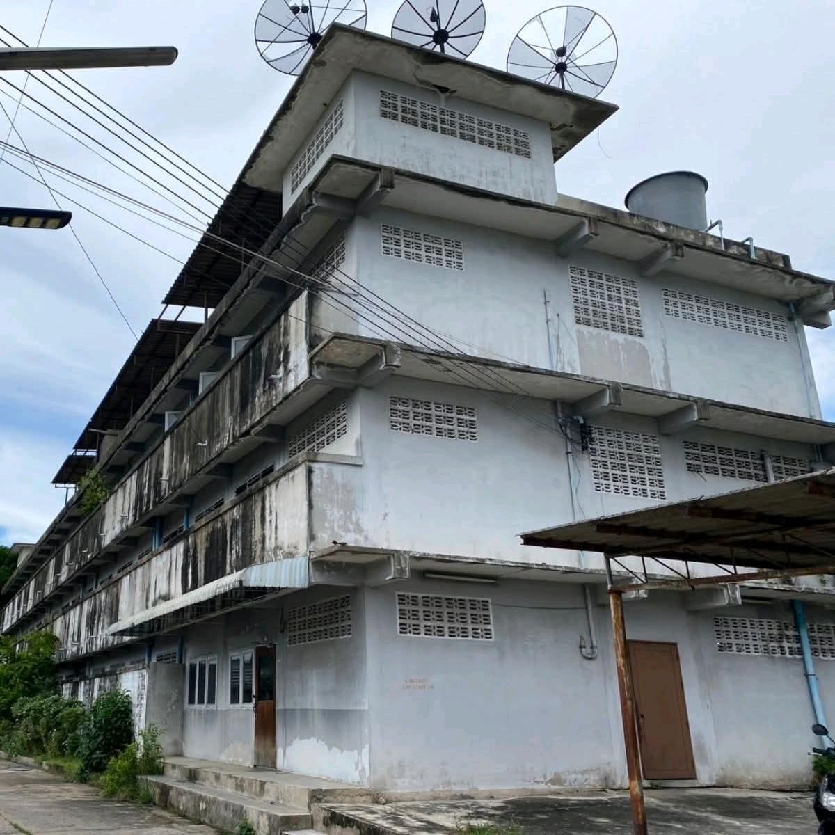 ขายที่ดินราษฎร์บูรณะ สุขสวัสดิ์ : 🚩 ขายที่ดิน + โกดัง + โรงงานพร้อมใช้ สุขสวัสดิ์ 84 (ซอยวัดคู่สร้าง)✨ คุ้มสุดคุ้ม! โอกาสทองสำหรับนักลงทุนอุตสาหกรรม ✨“ที่ดินสีม่วง + ใบอนุญาต รง.4 = ซื้อวันนี้… ทำกิจการได้ทันที 