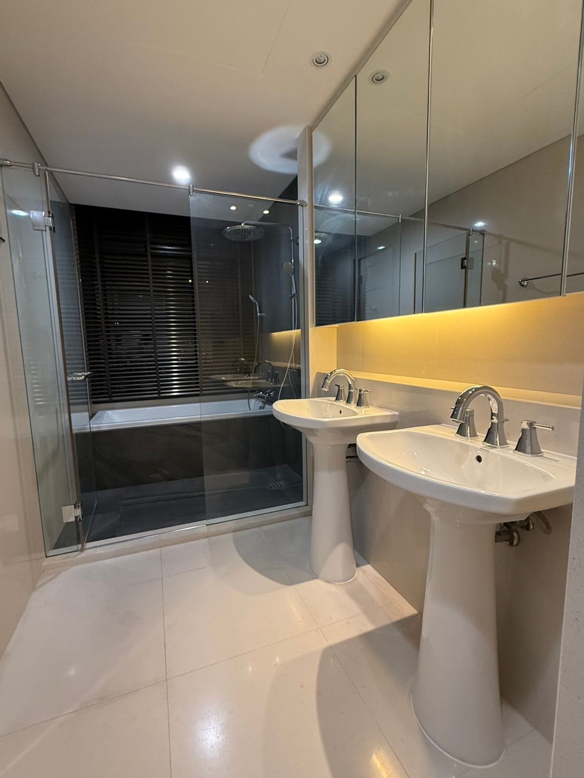 ให้เช่าคอนโดสุขุมวิท อโศก ทองหล่อ : Condo Aguston Sukhumvit 22 for rent 151 Sq.m (S03-2072) 