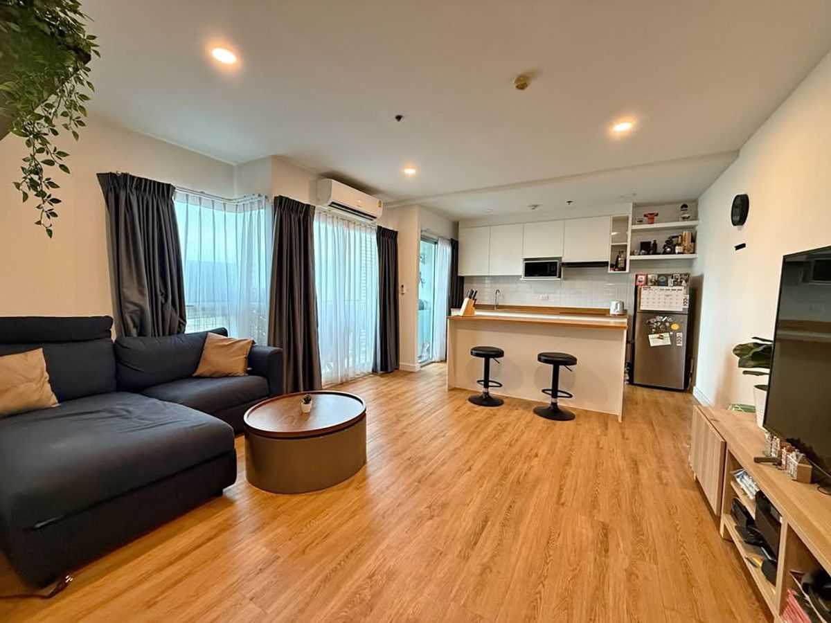 For RentCondoWongwianyai, Charoennakor : 🏠 The Niche Taksin Condo 2 Bedrooms 2 Bathrooms, Furniture near BTS Wongwian Yai and MRT Tha Phra