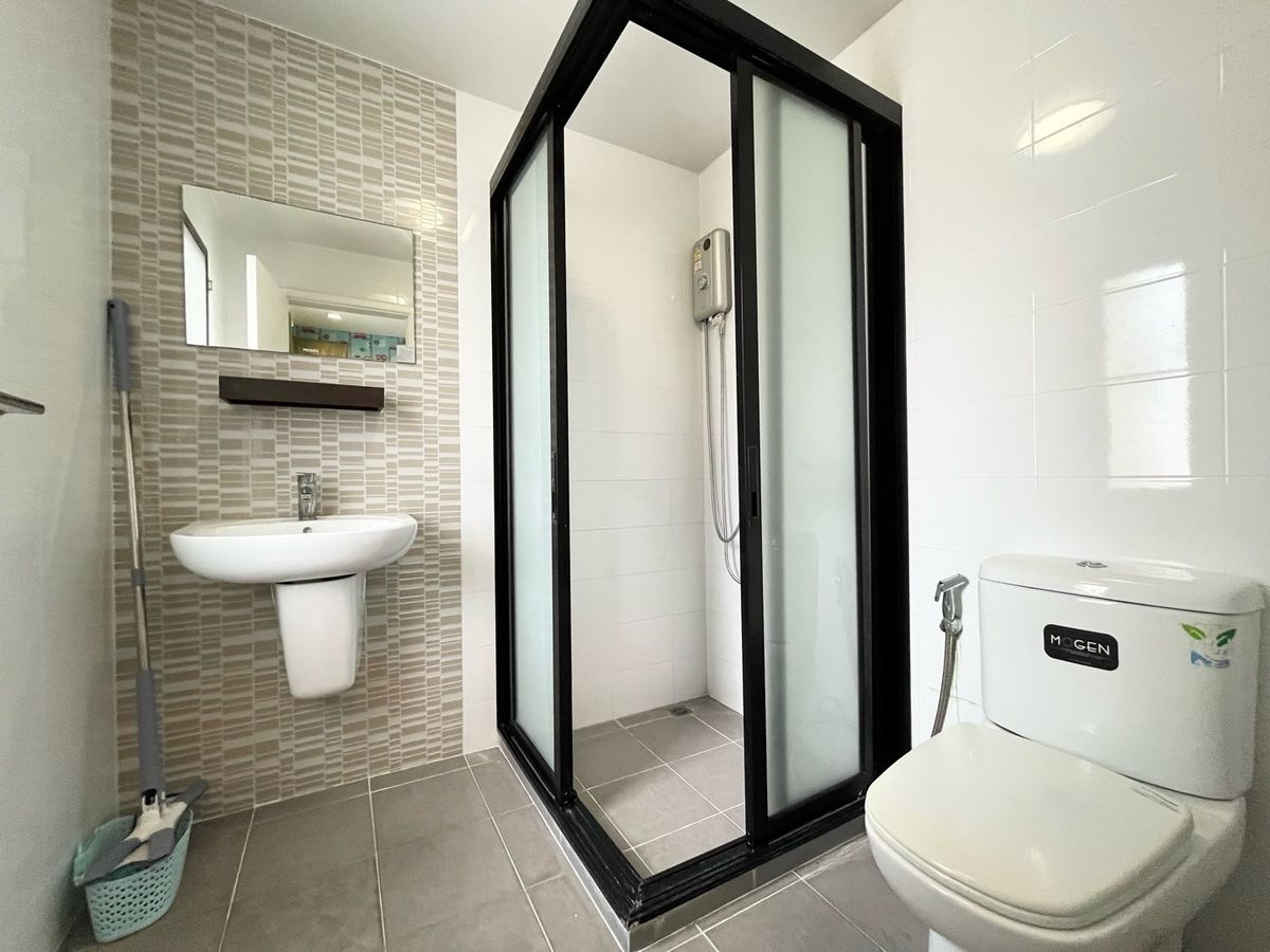 For SaleTownhomeBangna, Bearing, Lasalle : 📣 For sale, 3-story townhome, PLEX Bangna.Selling price 5,800,000 baht