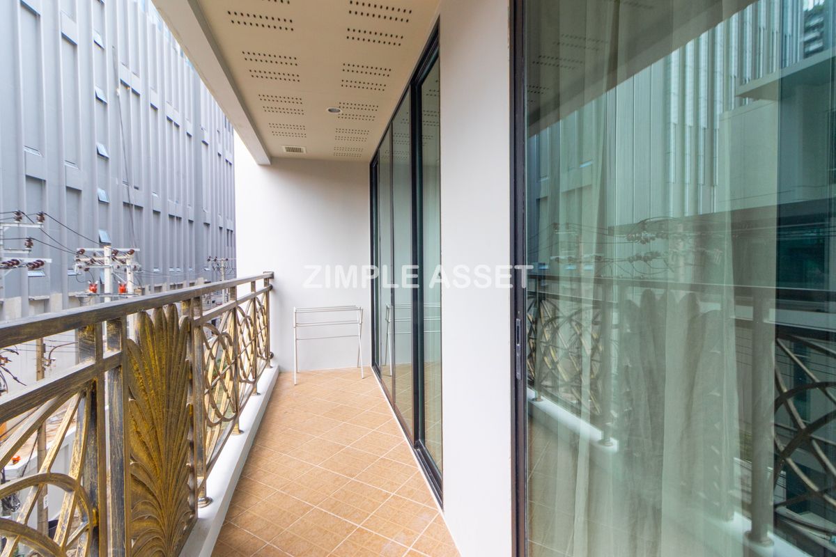 ให้เช่าสุขุมวิท อโศก ทองหล่อ : Line ID : @zimple_asset  เซอร์วิสอพาร์ทเมนท์ใจกลางสุขุมวิท23 อโศก ตกแต่งแบบฟูลเฟอร์นิท มีสระว่ายน้ำ ฟิตเนส ที่จอดรถ และรถบริการส่งที่BTS/MRT สามารถเช่าระยะสั้นได้ 