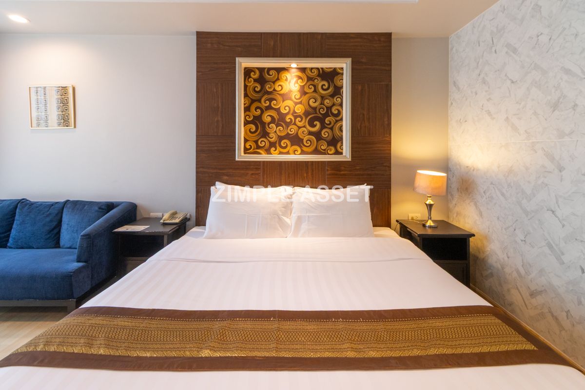 ให้เช่าสุขุมวิท อโศก ทองหล่อ : Line ID : @zimple_asset  เซอร์วิสอพาร์ทเมนท์ใจกลางสุขุมวิท23 อโศก ตกแต่งแบบฟูลเฟอร์นิท มีสระว่ายน้ำ ฟิตเนส ที่จอดรถ และรถบริการส่งที่BTS/MRT สามารถเช่าระยะสั้นได้ 