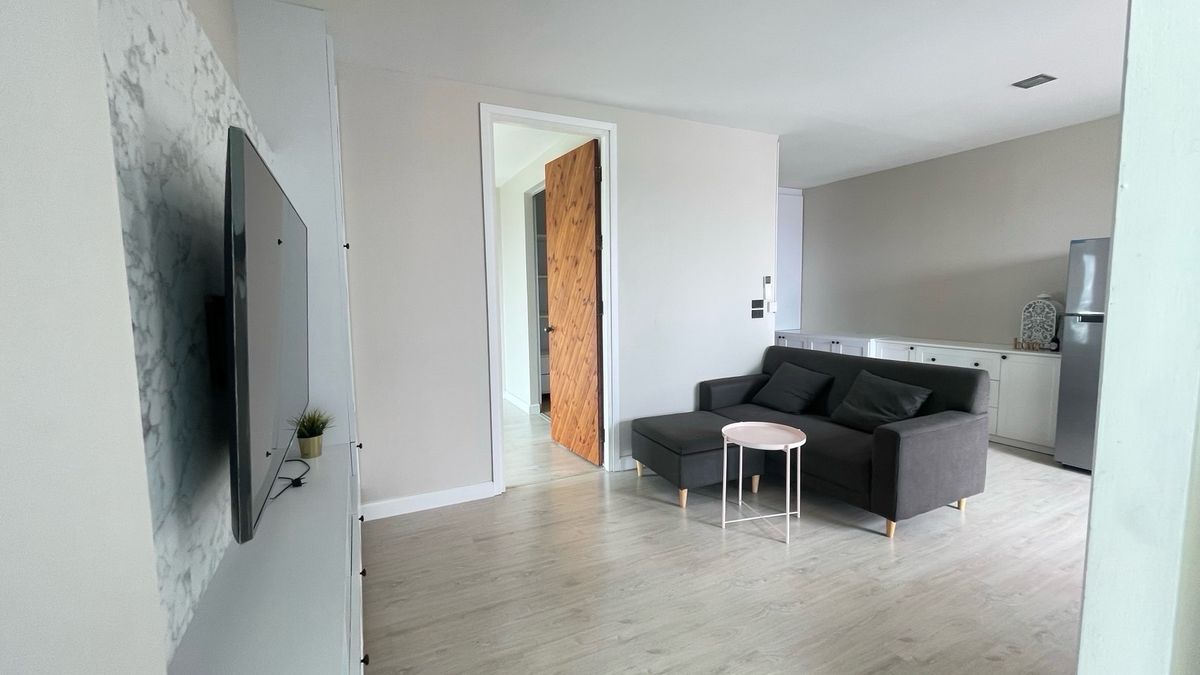 For RentCondoPattanakan, Srinakarin : Rent The Parkland Srinakarin (The Parkland Srinakarin)  🛏️ 2 bedrooms 🛁 2 bathrooms 🛋️ 1 living room size 66 sqm. Floor 8, B ⛲️ City View ✨ Price 17,000 baht ✨ There is a real video 📸