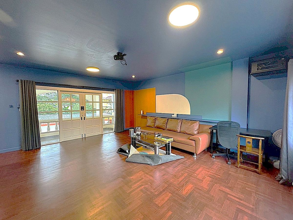 For RentTownhomeSukhumvit, Asoke, Thonglor : Modern Townhouse in Thonglor, Ideal for Residential Living or Business Use ** NO CO-AGENT ** 