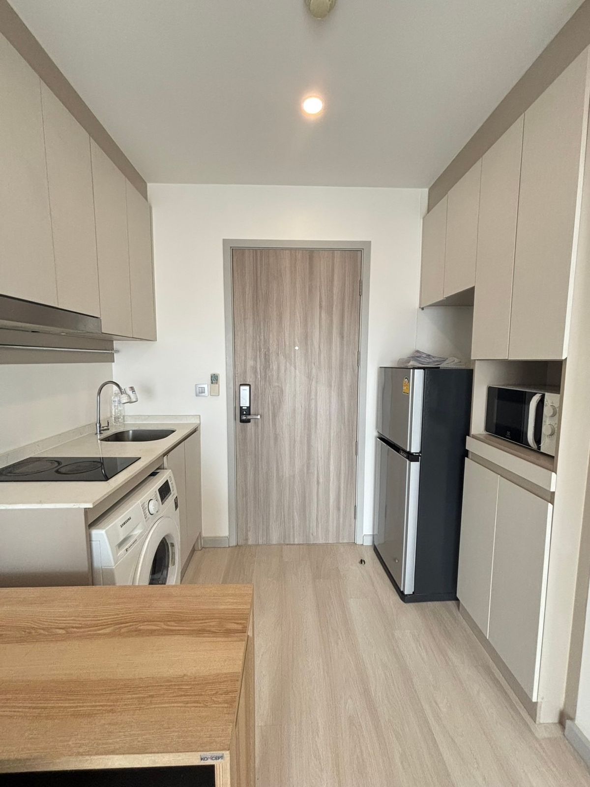 ให้เช่าคอนโดสาทร นราธิวาส : 🏢 For Rent: ไนท์บริดจ์ ไพร์ม สาทร 🛏 ประเภท: 1 ห้องนอน 📏 ขนาด: 24 ตร.ม. 💰 ราคา: 19,000 บาท/เดือน 📍 ทำเล: ใจกลางเมือง เดินทางสะดวก
