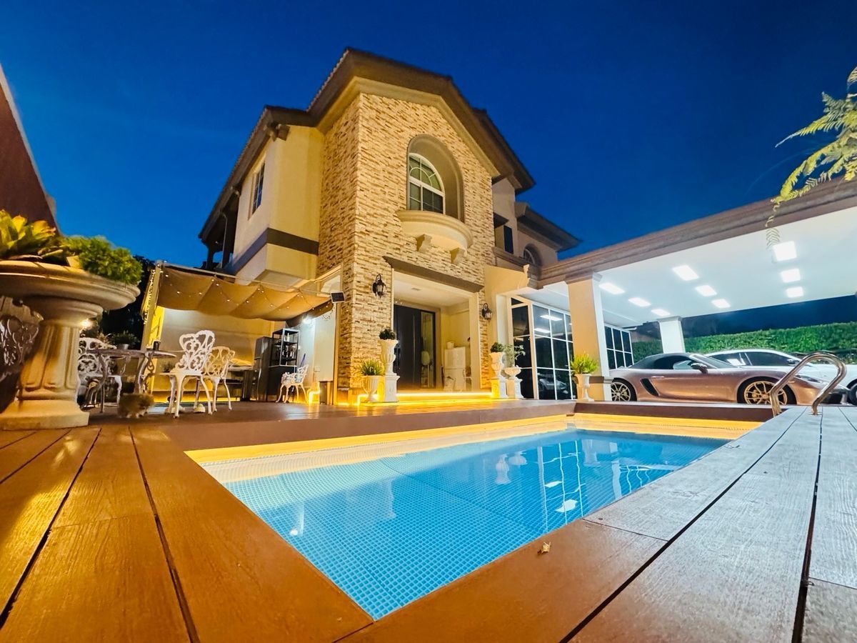 For SaleHouseKasetsart, Ratchayothin : 🏠 Luxury 3‑Bedroom, 5‑Bathroom Detached House on 120 sq.wah Land, Fully Equipped with Private Swimming Pool, Near Don Mueang Airport