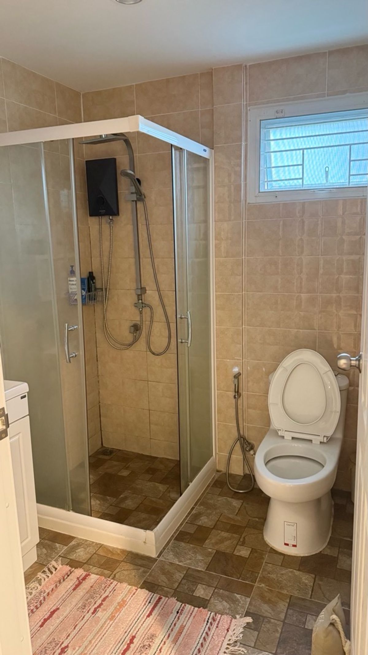 For SaleHouseBang Sue, Wong Sawang, Tao Pun : 🏡 Single house for sale Beautiful, angelic condition, Prachachuen Soi 6 (Soi Chotisati), 16.9 million baht. ✨ Big house, warm atmosphere. Ready to move in immediately.📍 Good location, convenient travel, near Prachachuen. Details of the house	• Land si