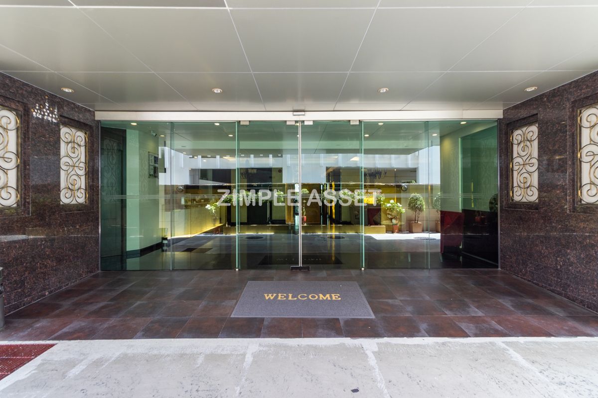 ให้เช่าสุขุมวิท อโศก ทองหล่อ : Line ID : @zimple_asset  เซอร์วิสอพาร์ทเมนท์ใจกลางสุขุมวิท23 อโศก ตกแต่งแบบฟูลเฟอร์นิท มีสระว่ายน้ำ ฟิตเนส ที่จอดรถ และรถบริการส่งที่BTS/MRT สามารถเช่าระยะสั้นได้ 