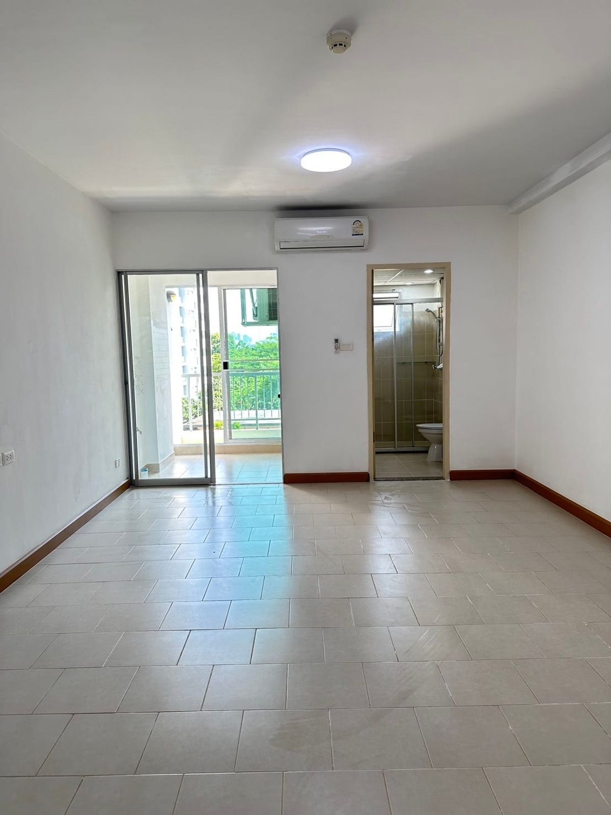 For SaleCondoRatchadapisek, Huaikwang, Suttisan : Empty room, good location, special price !! ⭐Supalai City Resort Ratchada-Huai Khwang