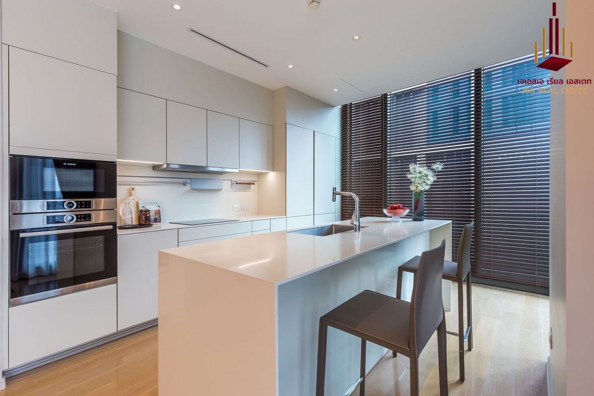 ขายคอนโดวิทยุ ชิดลม หลังสวน : ✨ For Sale: Baan Sindhorn Condo ✨  💰 Only 38,500,000 THB