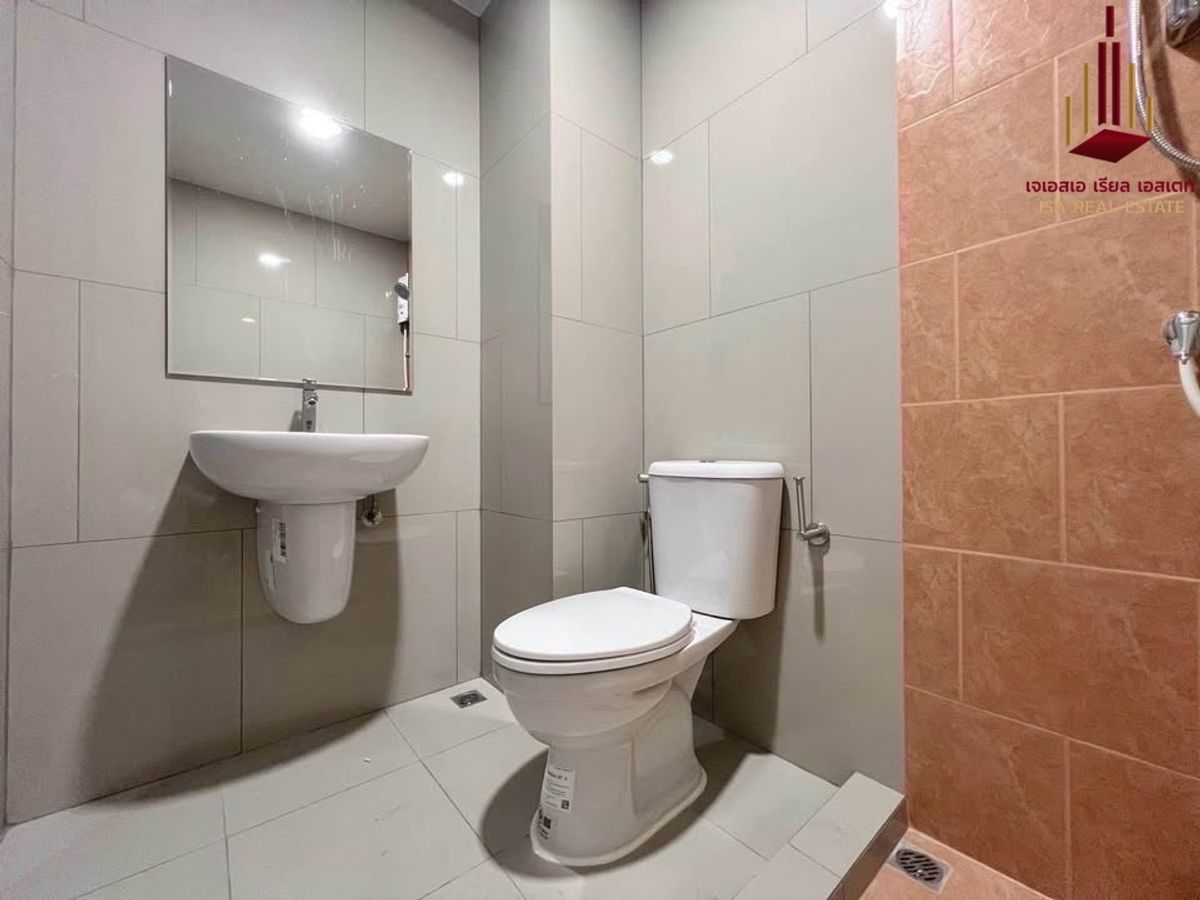 ให้เช่าคอนโดท่าพระ ตลาดพลู วุฒากาศ : ✨ For Rent: Rich Point @ BTS Wutthakat Condo ✨ 💰 Only 16,000 THB/month