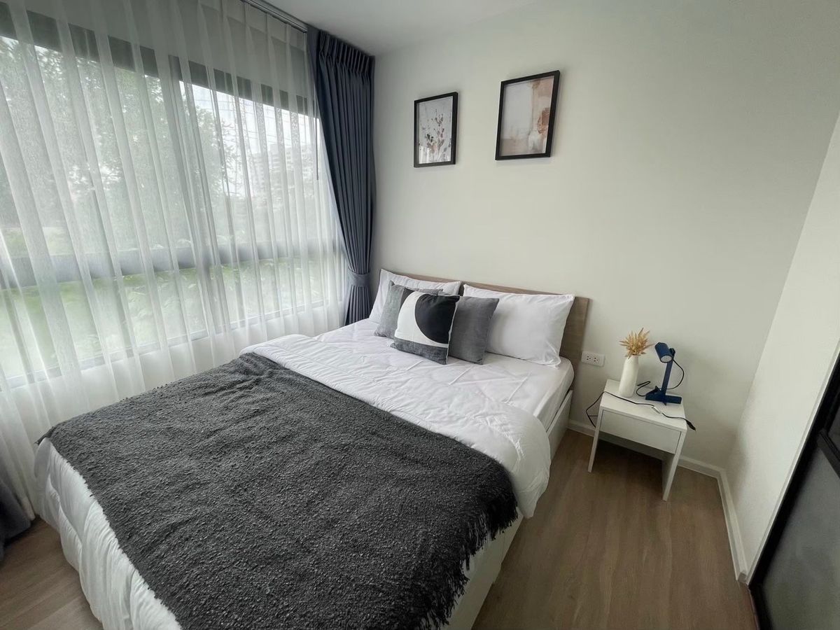 For RentCondoPattanakan, Srinakarin : Icondo Active Phatthanakan, 3rd floor, price 11,000 baht, beautiful new room, ready to stay