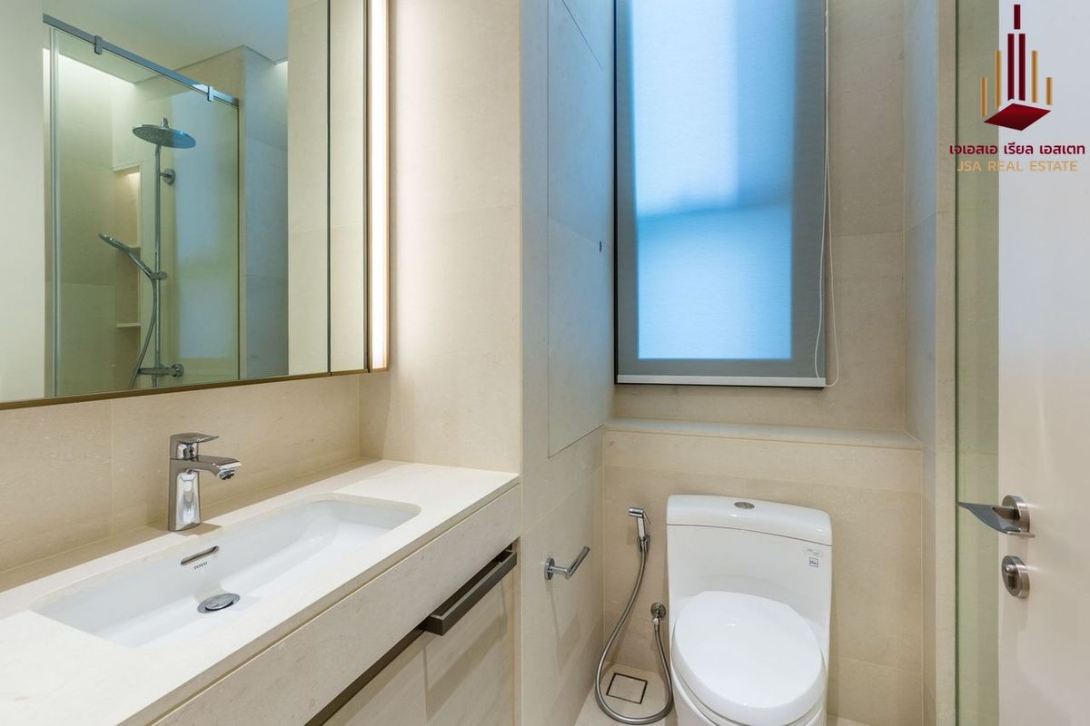 ขายคอนโดวิทยุ ชิดลม หลังสวน : ✨ For Sale: Baan Sindhorn Condo ✨  💰 Only 38,500,000 THB