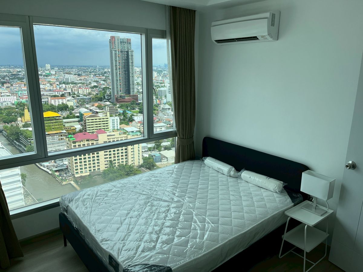 For RentCondoRama9, Petchburi, RCA : Thru Thonglor Condominium Room for Rent