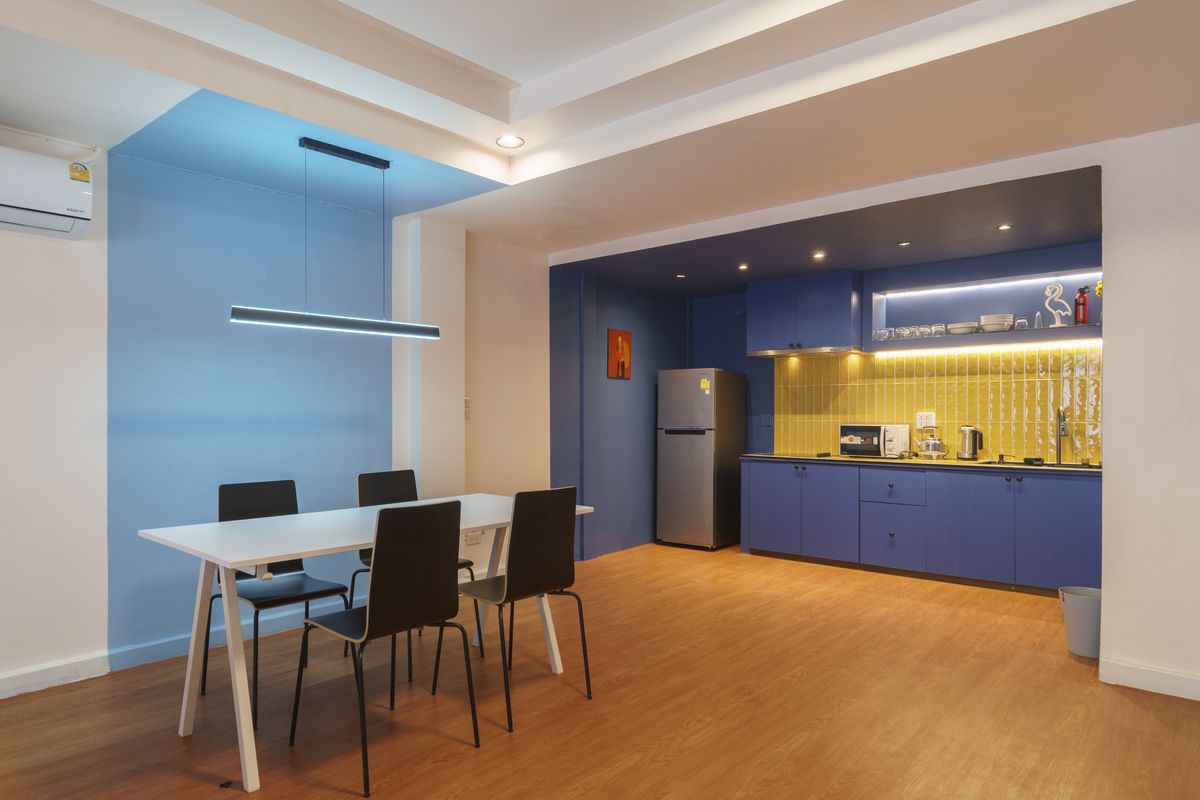 For RentTownhomeSukhumvit, Asoke, Thonglor : Modern Townhouse in Thonglor, Ideal for Residential Living or Business Use ** NO CO-AGENT ** 