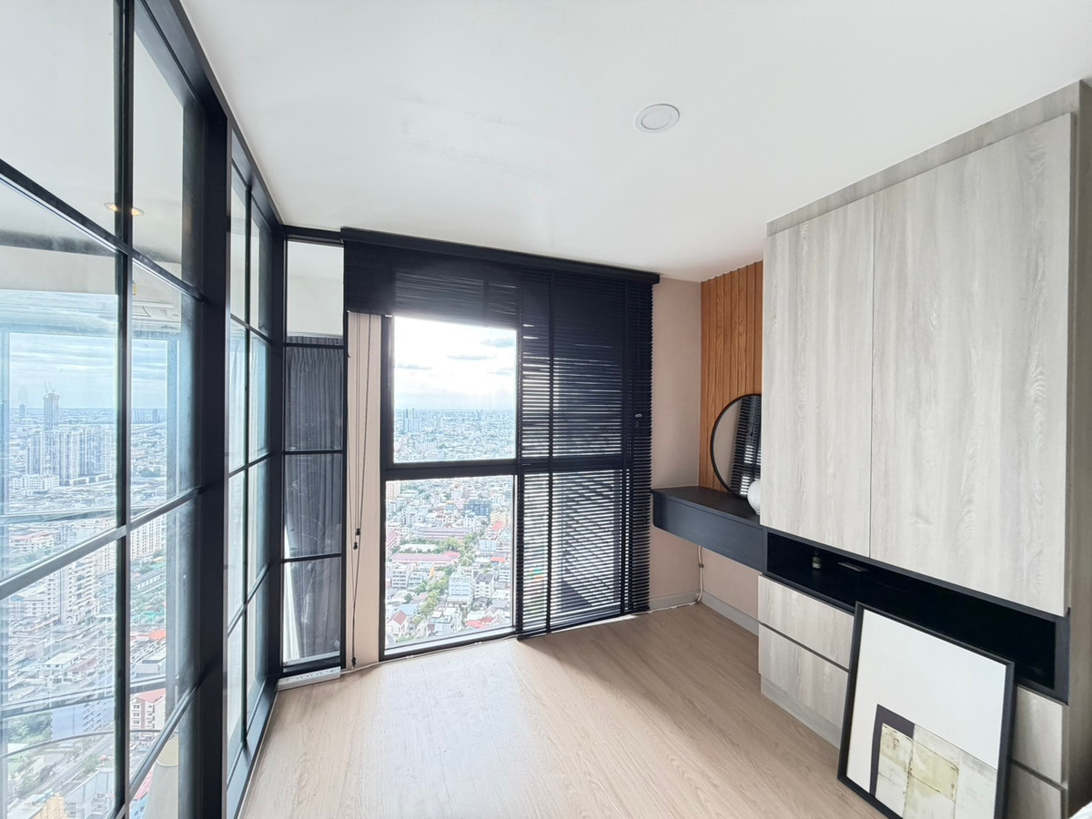 ให้เช่าคอนโดสาทร นราธิวาส : 🏢 For Rent: ไนท์บริดจ์ ไพร์ม สาทร 🛏 ประเภท: 1 ห้องนอน 📏 ขนาด: 44 ตร.ม. 💰 ราคา: 33,000 บาท/เดือน 📍 ทำเล: ใจกลางเมือง เดินทางสะดวก