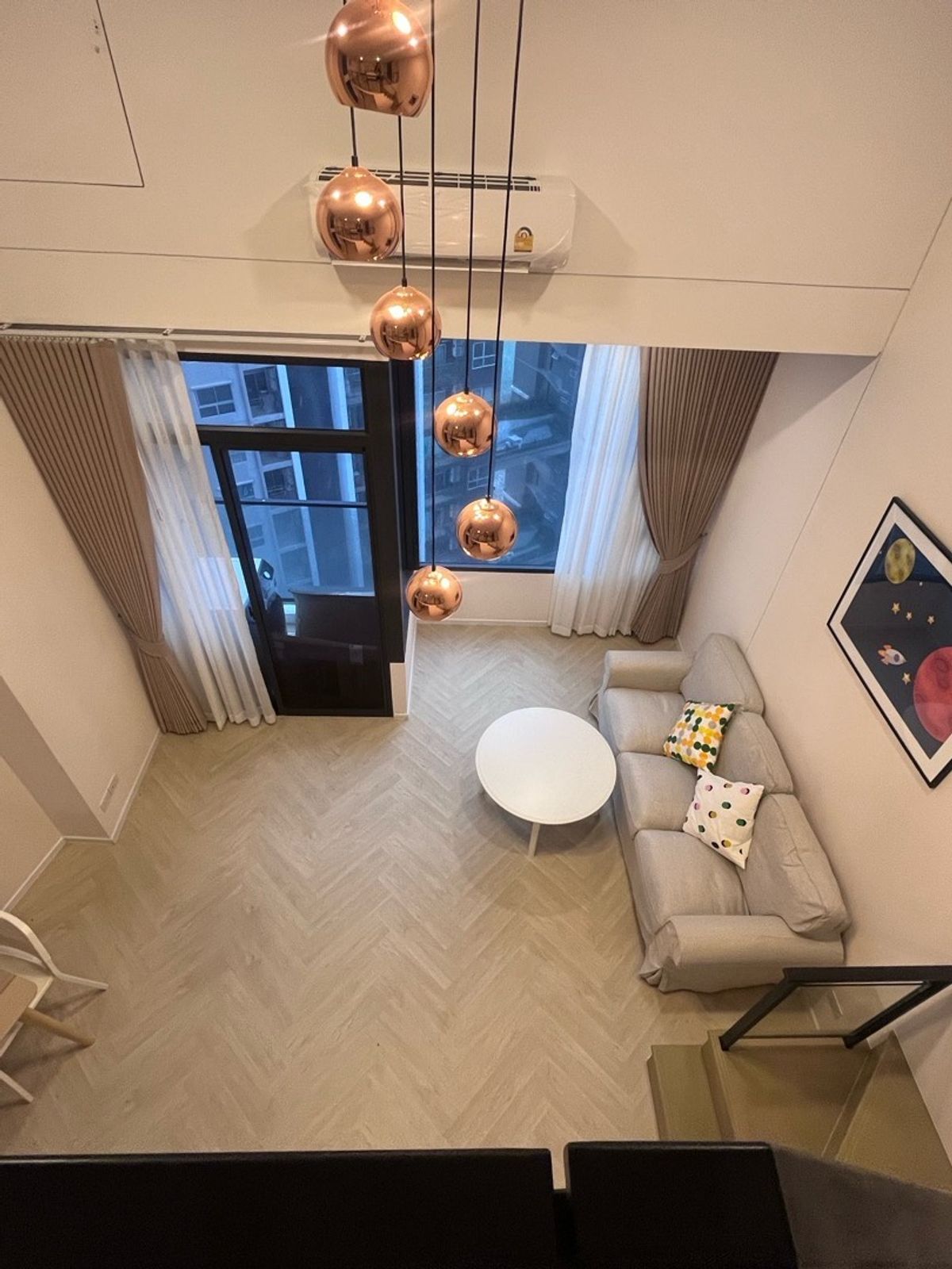 ให้เช่าคอนโดพระราม 9 เพชรบุรีตัดใหม่ RCA : Siamese rama9 @Landmark stastion 🏙️🤍 floor 16th Size 53 sqm✨ price 28,000.-/month 