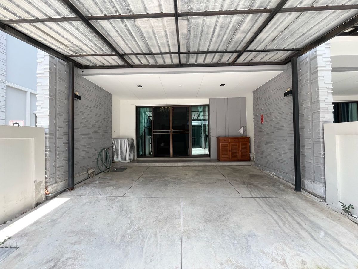 For SaleTownhomeBangna, Bearing, Lasalle : 📣 For sale, 3-story townhome, PLEX Bangna.Selling price 5,800,000 baht