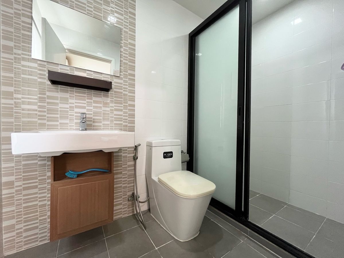 For SaleTownhomeBangna, Bearing, Lasalle : 📣 For sale, 3-story townhome, PLEX Bangna.Selling price 5,800,000 baht