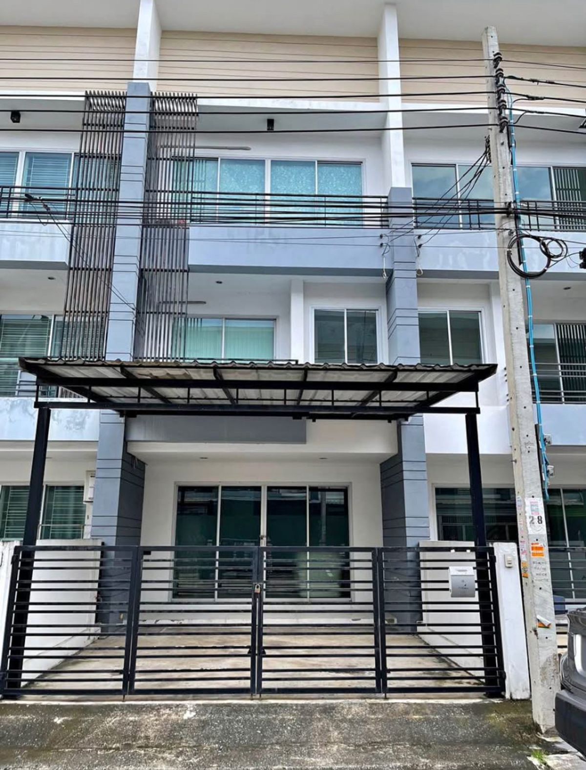 ให้เช่าทาวน์โฮมบางแค เพชรเกษม : ให้เช่าทาวน์โฮม/โฮมออฟฟิศ หมู่บ้านออทัม เรสซิเดนท์ เพชรเกษม 114 ใกล้ The mall บางแค