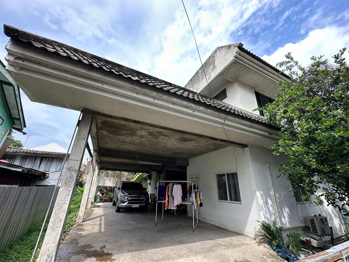 ขายที่ดินลาดพร้าว101 แฮปปี้แลนด์ : ขายถูก ที่ดิน ซอย ลาดพร้าว 111 ใกล้รถไฟฟ้า เดอะมอลล์บางกะปิ ตะวันนา