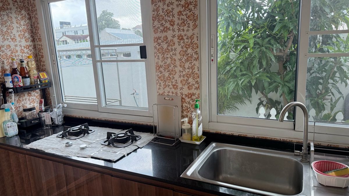 For SaleHouseBang Sue, Wong Sawang, Tao Pun : 🏡 Single house for sale Beautiful, angelic condition, Prachachuen Soi 6 (Soi Chotisati), 16.9 million baht. ✨ Big house, warm atmosphere. Ready to move in immediately.📍 Good location, convenient travel, near Prachachuen. Details of the house	• Land si