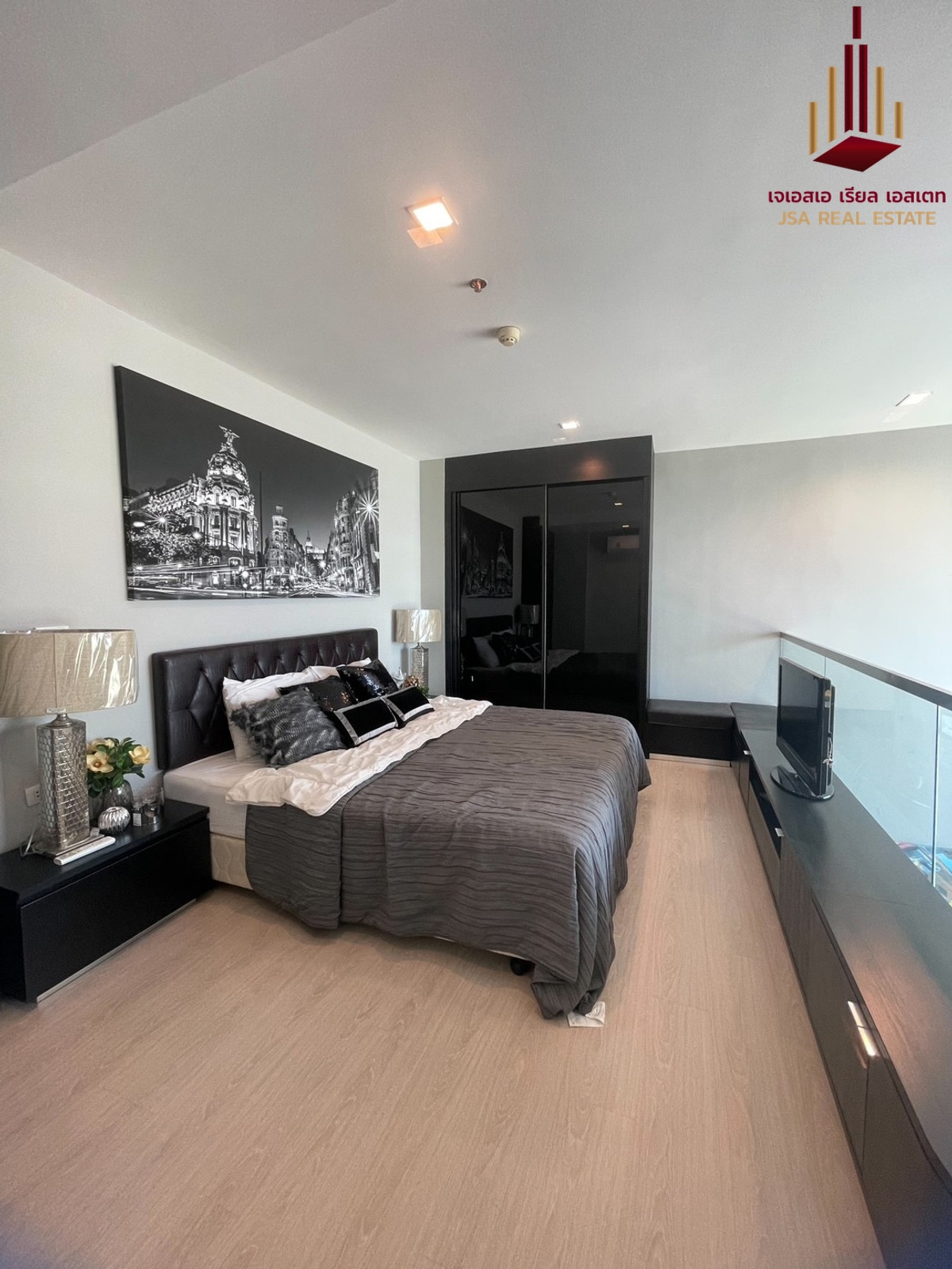 ให้เช่าคอนโดอ่อนนุช อุดมสุข : ✨ For Rent: RHYTHM Sukhumvit 44/1 Condo ✨ 💰 Only 42,000 THB/month