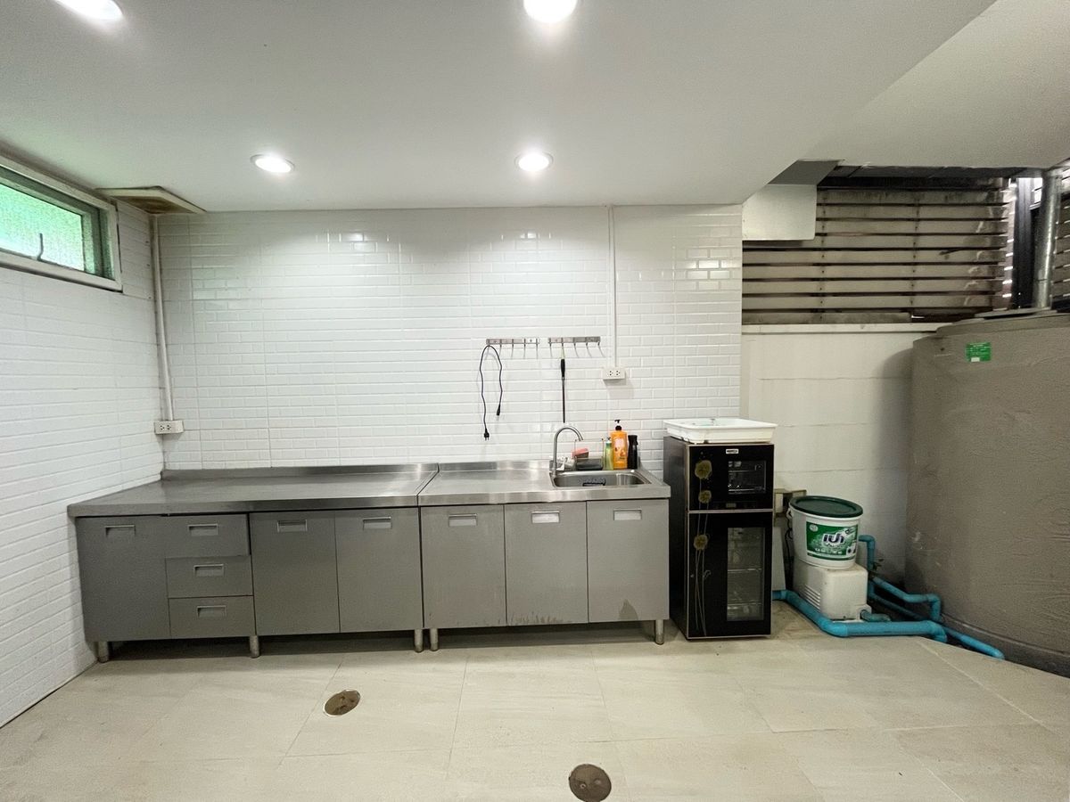 For SaleTownhomeBangna, Bearing, Lasalle : 📣 For sale, 3-story townhome, PLEX Bangna.Selling price 5,800,000 baht