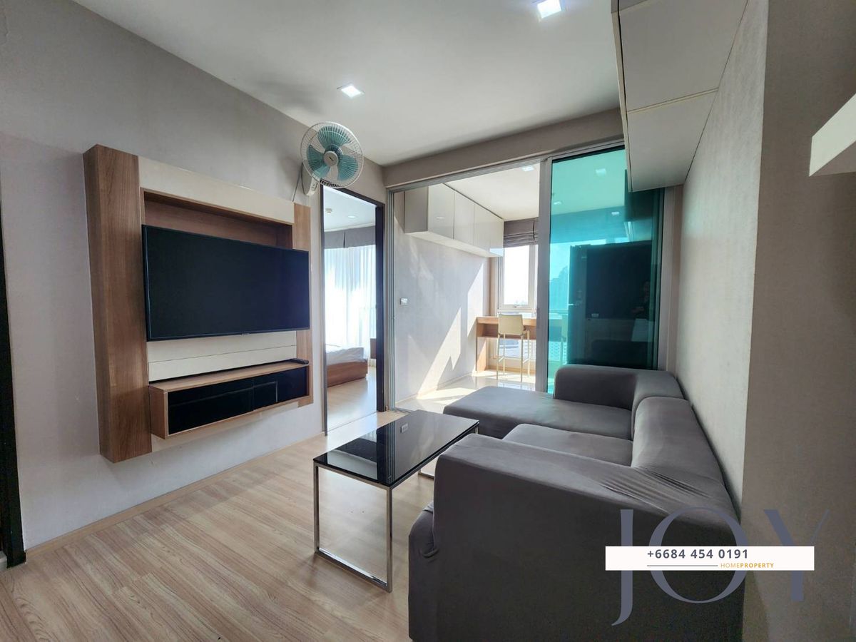 For RentCondoSathorn, Narathiwat : 𝐑𝐇𝐘𝐓𝐇𝐌 𝐒𝐚𝐭𝐡𝐨𝐫𝐧 - 𝐋𝐮𝐱𝐮𝐫𝐲 𝐂𝐨𝐧𝐝𝐨 𝐟𝐨𝐫 𝐑𝐞𝐧𝐭! ✨ 1 Bedroom, 45 Sq.m., 28K.📲𝟎𝟗𝟔-𝟔𝟗𝟕-𝟗𝟑𝟗𝟗