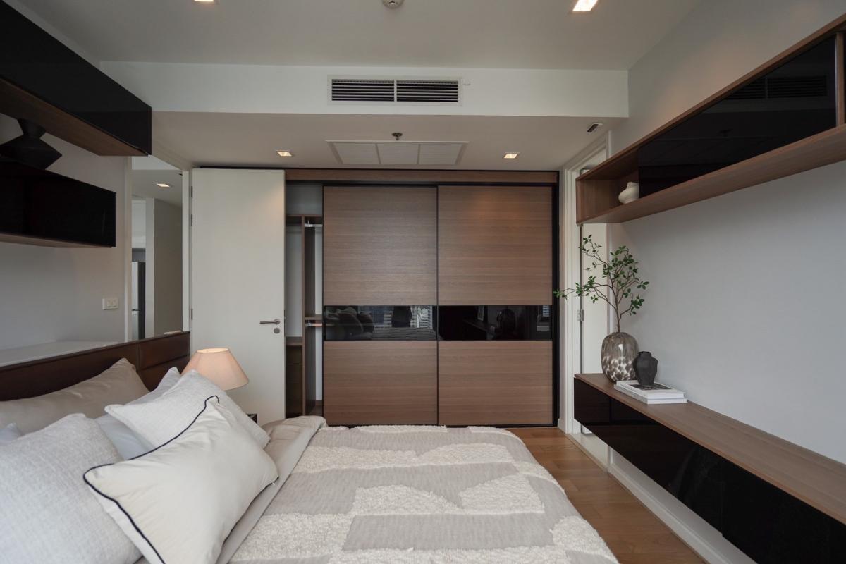 ขายคอนโดสาทร นราธิวาส : 07/03/2026, รวมค่าโอนคอนโด Urbana Sathorn 1 นอน ใกล้ BTS ศาลาแดง 70 ตร.ม. สไตล์หรู ราคา 8.99 ล้าน พร้อมสระว่ายน้ำ-ฟิตเนส!