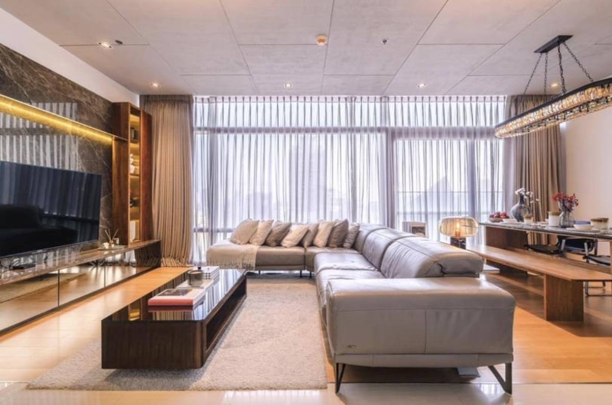 ขายคอนโดพระราม 9 เพชรบุรีตัดใหม่ RCA : 03/04/2026, รวมค่าโอนคอนโดหรู 2 ห้องนอน ใจกลางเพชรบุรี 
Circle Living Prototype พร้อมอยู่ ราคาพิเศษ! 0642748883