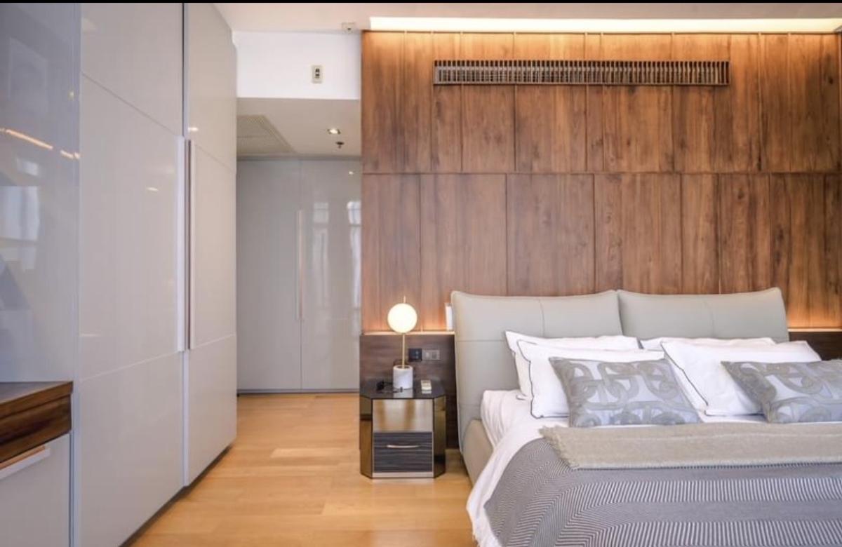 ขายคอนโดพระราม 9 เพชรบุรีตัดใหม่ RCA : 03/04/2026, รวมค่าโอนคอนโดหรู 2 ห้องนอน ใจกลางเพชรบุรี 
Circle Living Prototype พร้อมอยู่ ราคาพิเศษ! 0642748883