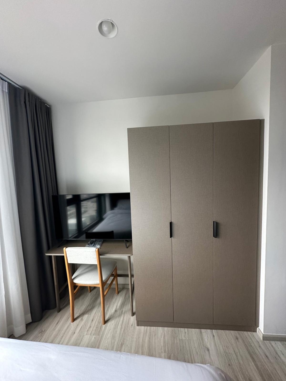 ขายคอนโดรัชดา ห้วยขวาง : 03/04/2026, รวมค่าโอนXT Huai Khwang 2 Bedroom Condo for Sale & Rent – Prime Location Near MRT! 
Live Smart: Spacious 53 sqm Condo Just Steps from Huai Khwang BTS/MRT! 0642748883