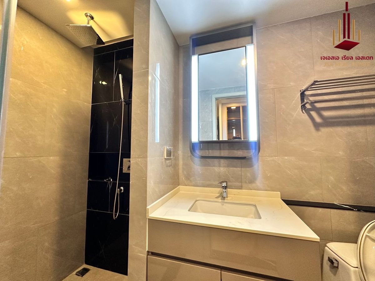 ให้เช่าคอนโดพระราม 9 เพชรบุรีตัดใหม่ RCA : ✨ For Rent: One9Five Asoke - Rama 9 Condo ✨  💰 Only 120,000 THB/month