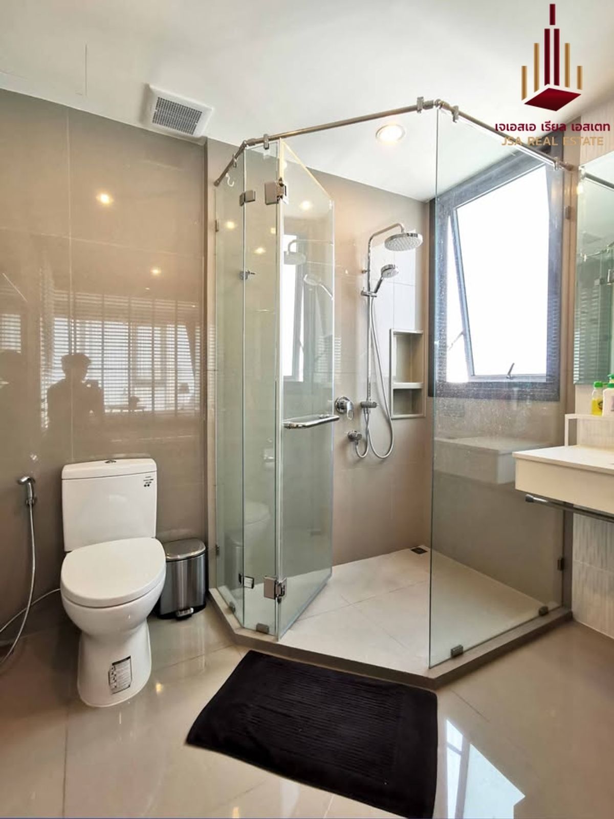 ให้เช่าคอนโดสุขุมวิท อโศก ทองหล่อ : ✨ For Rent: RHYTHM Sukhumvit 42 Condo ✨  💰 Only 69,000 THB/month