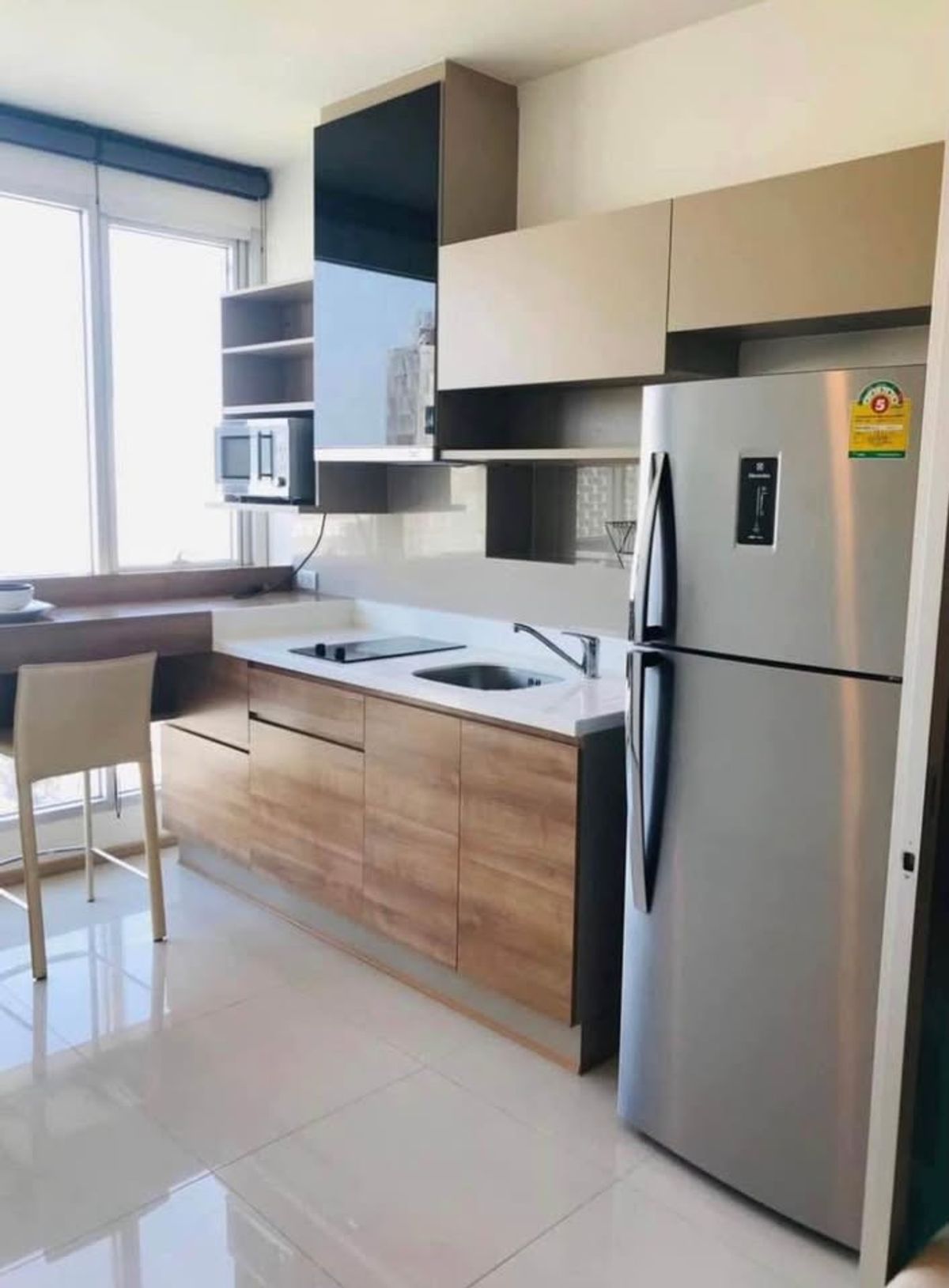 ให้เช่าคอนโดสะพานควาย จตุจักร : ริทึ่ม พหล-อารีย์ Rhythm Phahol-Aree